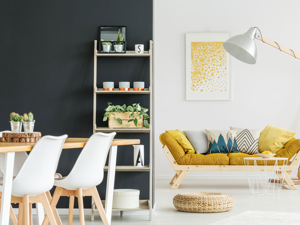 Contemporary apartment