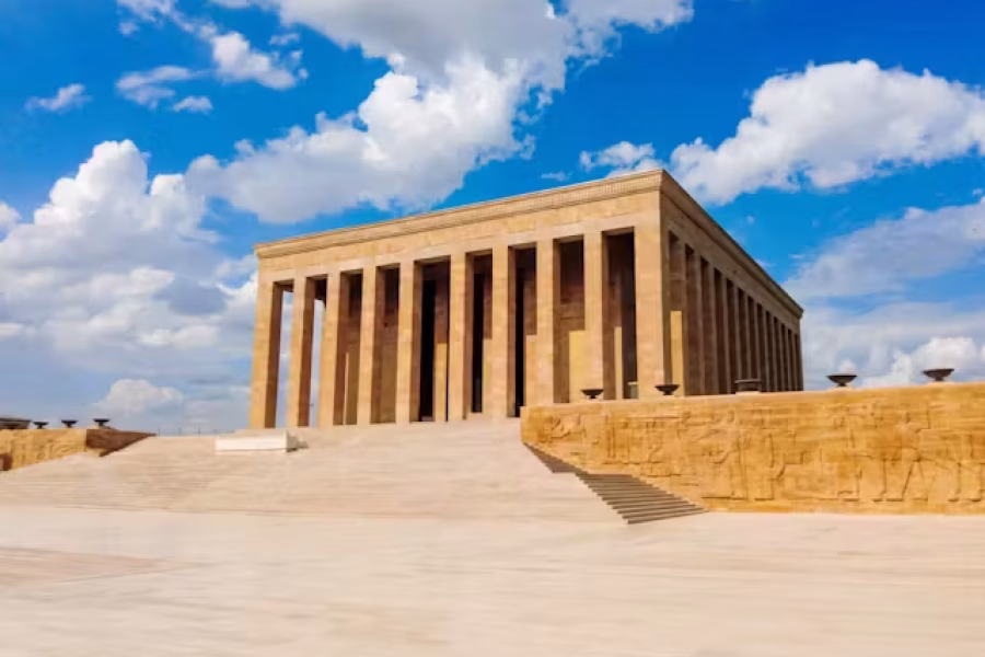 Intriguing Turkey adventure with city tours & historic visits